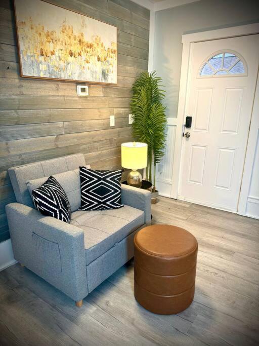 Apartamento Little House On 47Th Cleveland Exterior foto